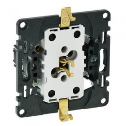 Изображение продукта Розетка двойная Legrand Valena Мех In Matic 16A 250V с/з с защитными шторками безвинт. зажим 